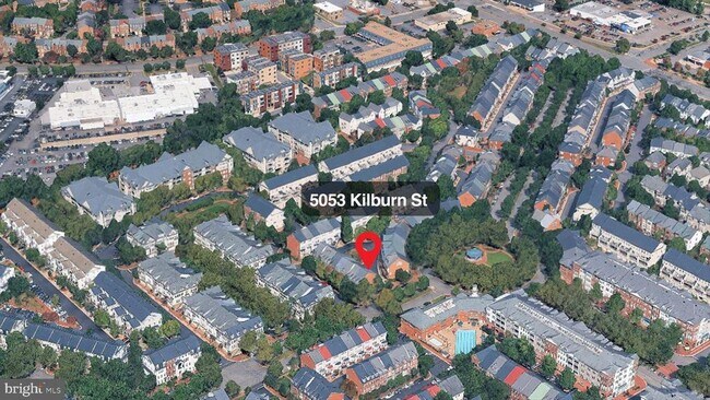 Building Photo - 5053 Kilburn St