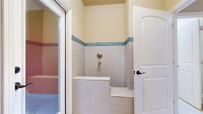 Building Photo - 3206 Gibbons Crest Ln