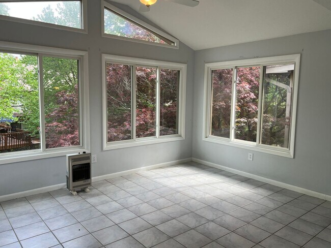 Building Photo - 3511 E Cinnamon Pl