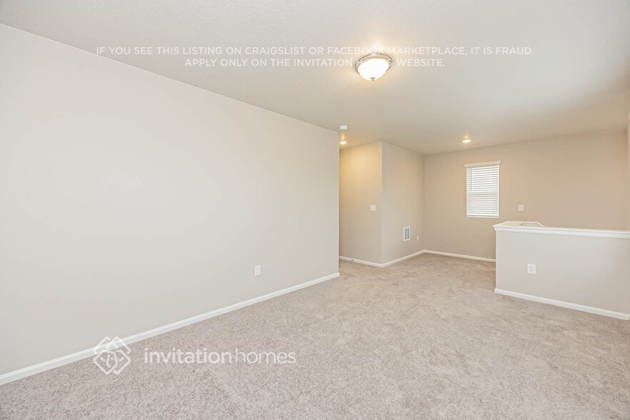 Building Photo - 9294 Oro City Loop