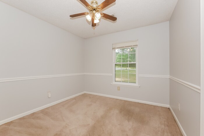 Building Photo - 109 Neal Ave