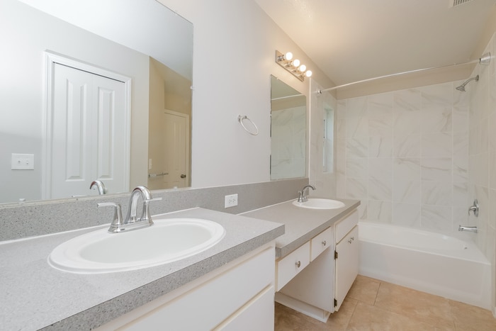 Building Photo - 5205 Watson Rd