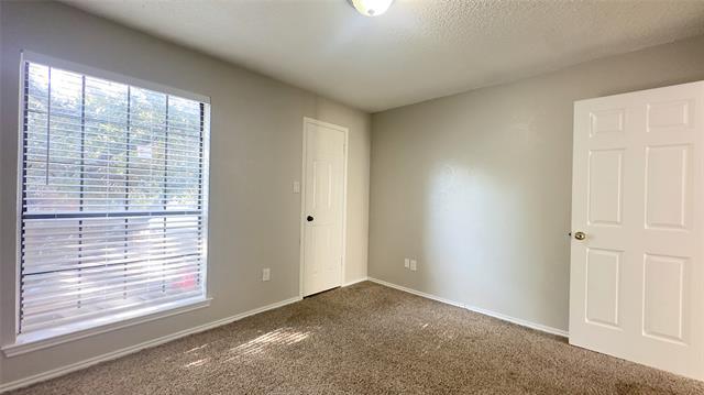Building Photo - 9601 Forest Ln
