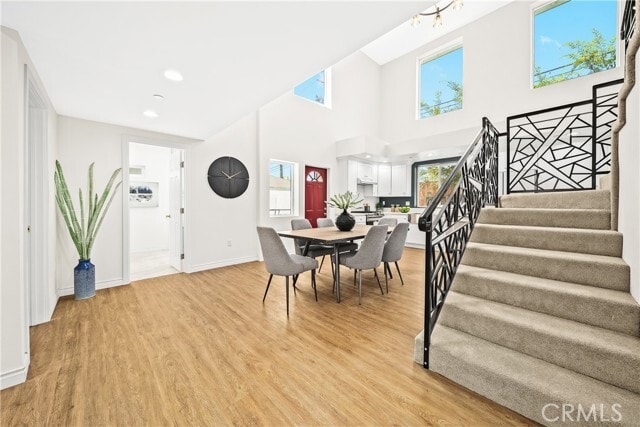 Building Photo - 1372 Carmona Ave