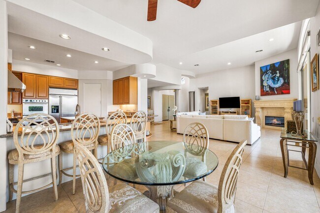 Building Photo - 48474 Vista Palomino