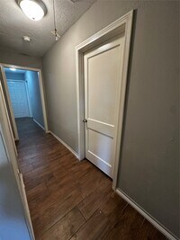 Building Photo - 715 Washington St