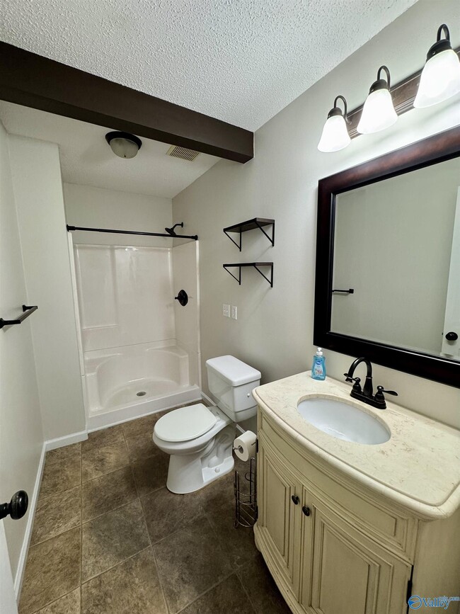 Building Photo - 113 Edgebrook Dr