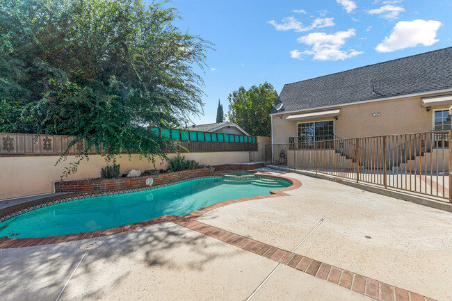 Gated heated pool area - 1026 E Verdugo Ave