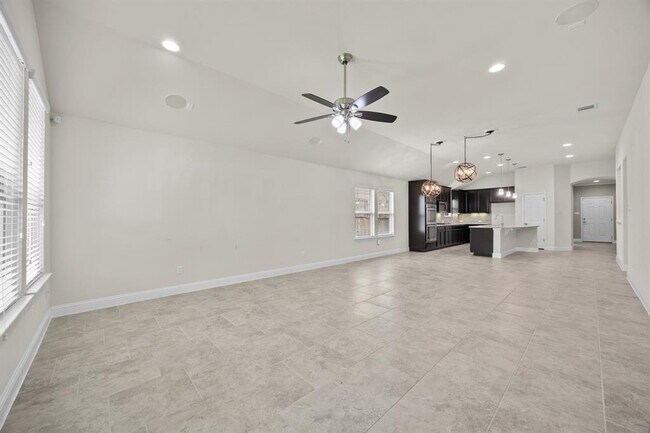 Building Photo - 3508 De Torres Cir