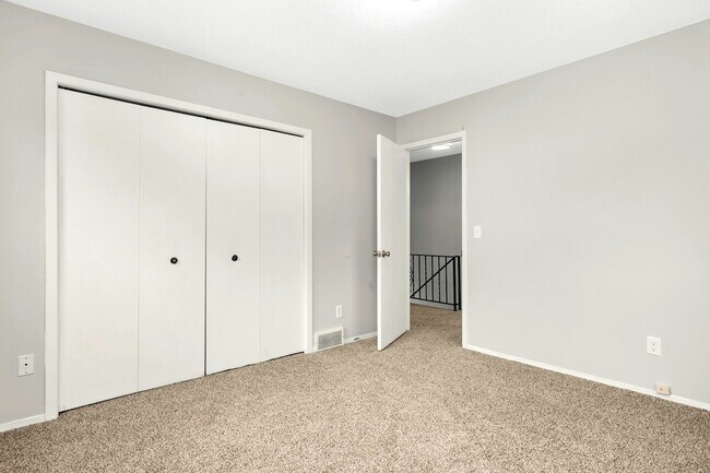 Building Photo - 510 Shadyside Cir