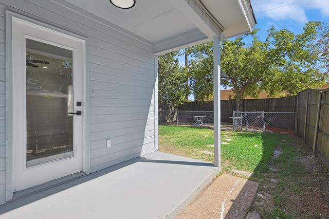 Building Photo - 1126 Bobbie Ln