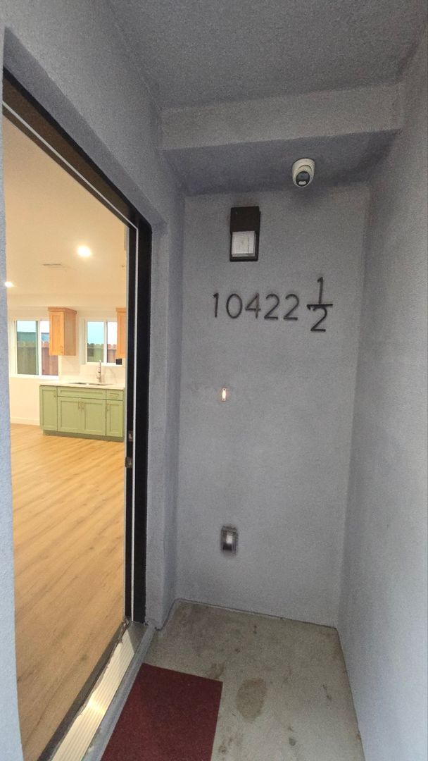 Building Photo - Graham(10422)