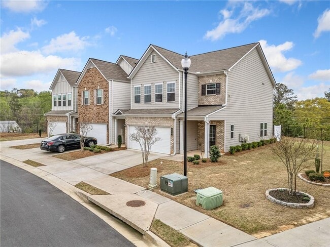 Building Photo - 175 Madison Bend