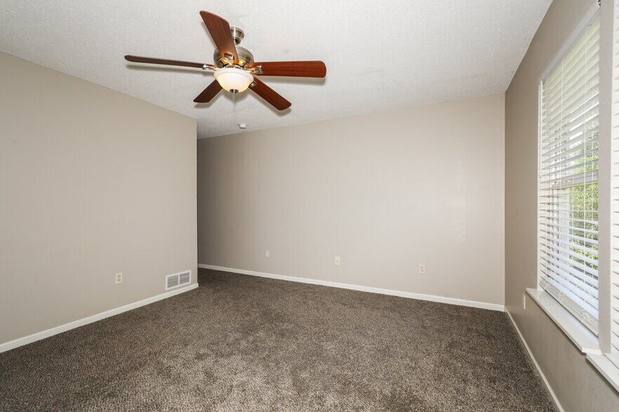 Building Photo - 5904 Minden Dr