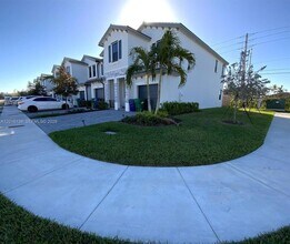 Building Photo - 13420 SW 287th Ter