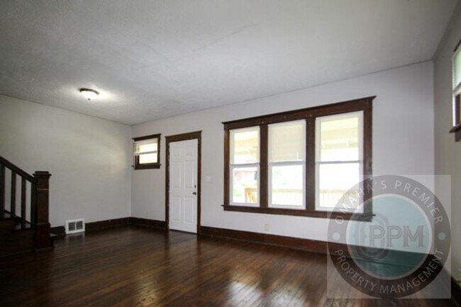 Building Photo - 3315 Seward St