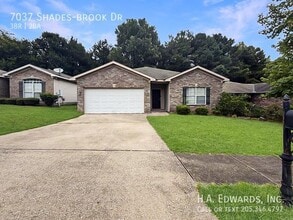 Building Photo - 7037 Shadesbrook Dr