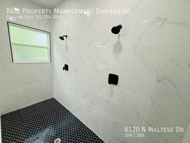 Building Photo - 8120 N Maltese Dr