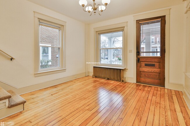 Building Photo - 67 W Laurel St