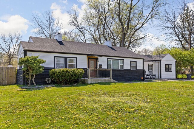 Building Photo - 2905 Halifax Dr