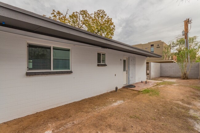 Building Photo - Pecan Grove Estates