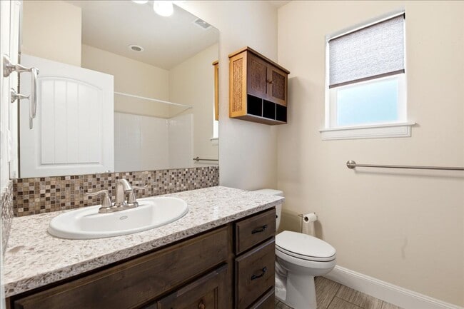 Building Photo - Single Story-3 Bedroom 2 Bathroom Home in a 55+ Community