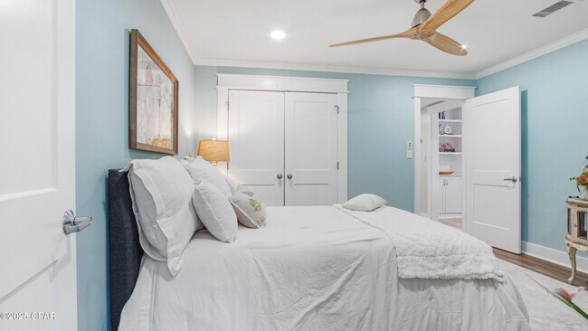 Building Photo - 2501 High Ave