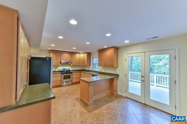 Building Photo - 1012 Wildmere Pl