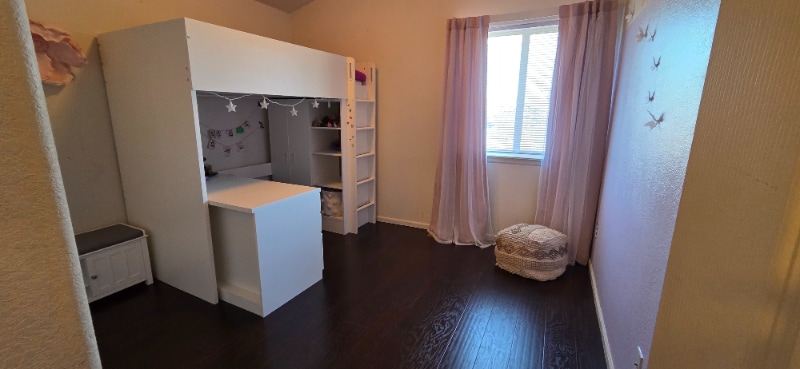 Building Photo - 721 Waterglen Dr