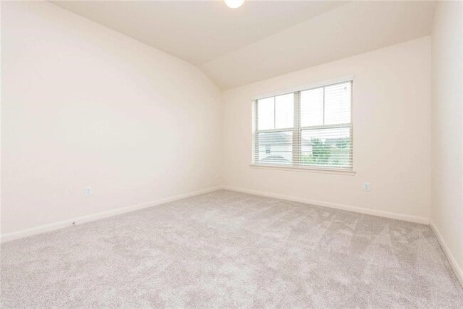 Building Photo - 1620 Bryant Dr