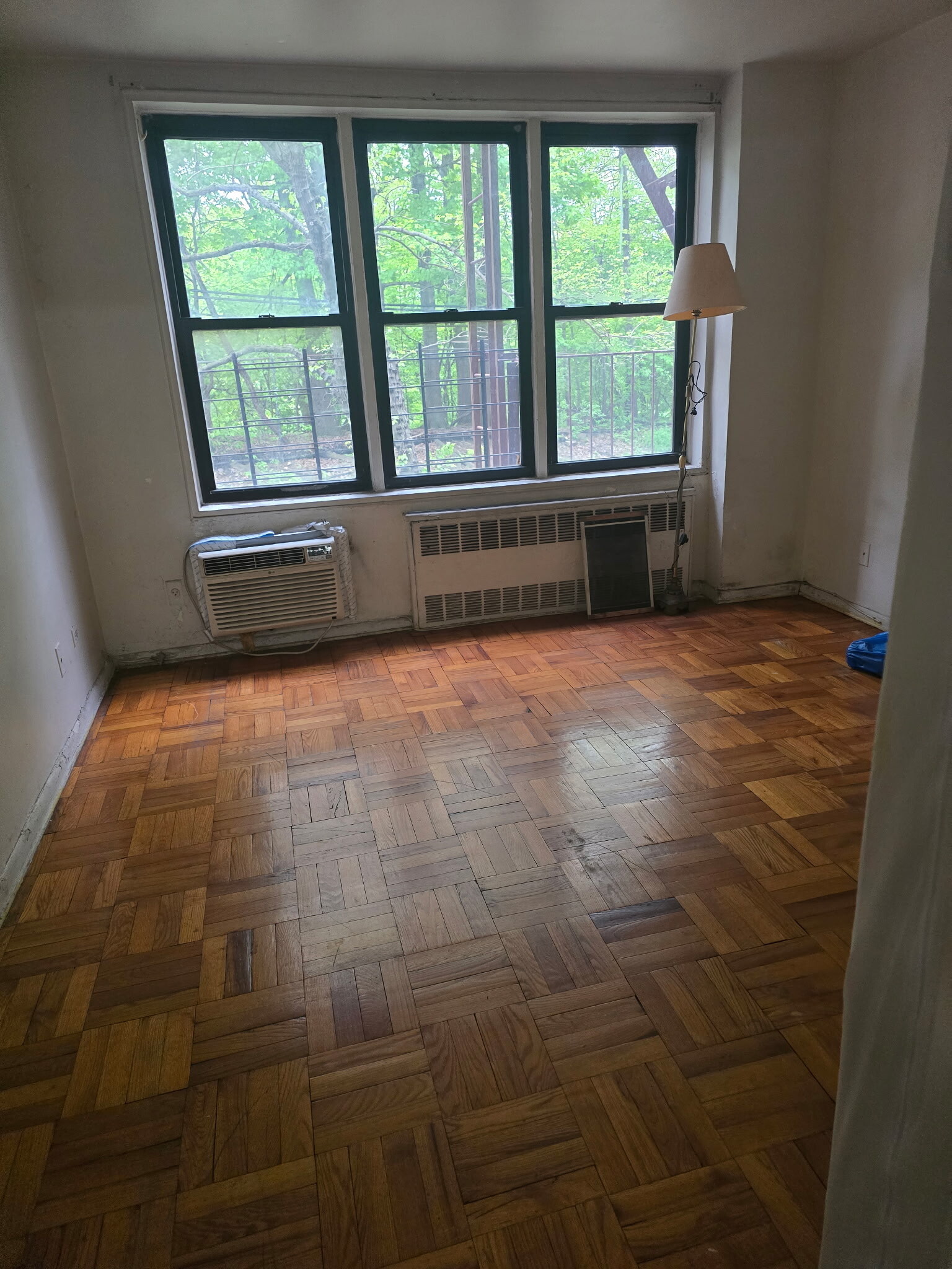 Building Photo - 41-42 73rd St