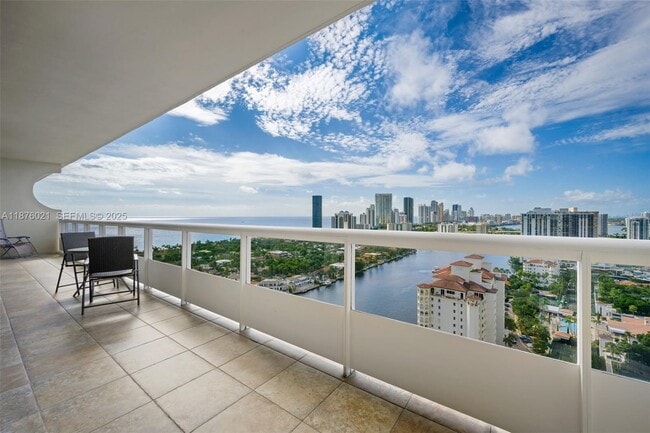 Building Photo - 20191 E Country Club Dr