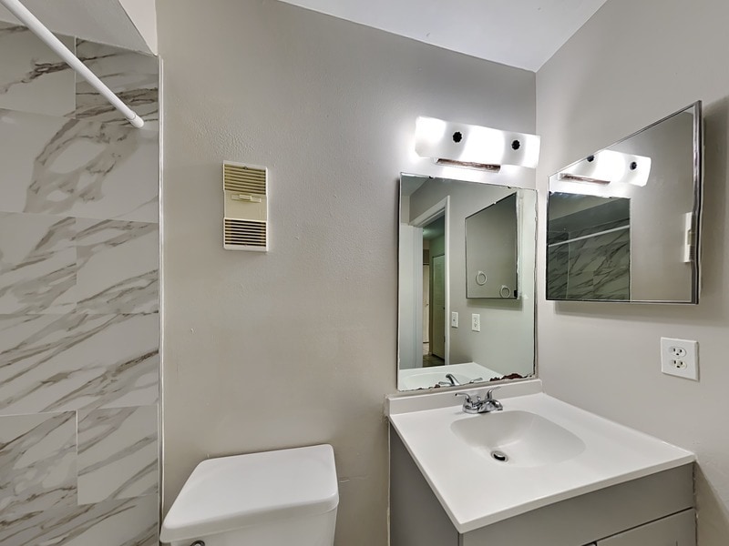 Building Photo - 1921 Truman Rd