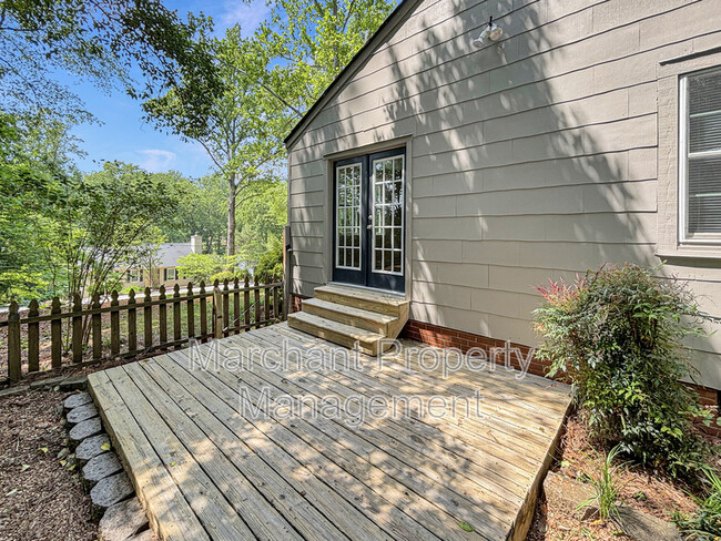 Building Photo - 48 Westview Ave