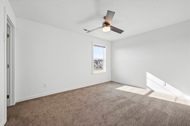 Building Photo - 7578 E Wheatley St