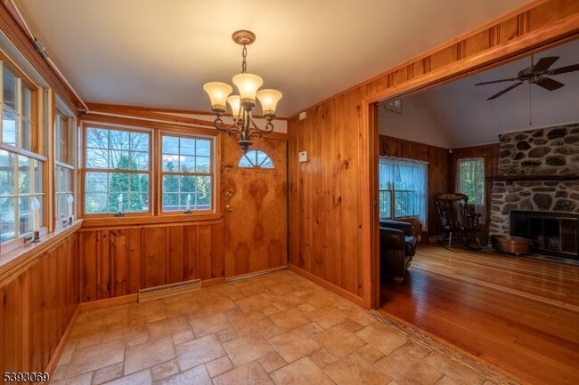 Building Photo - 215 Annisquam Rd