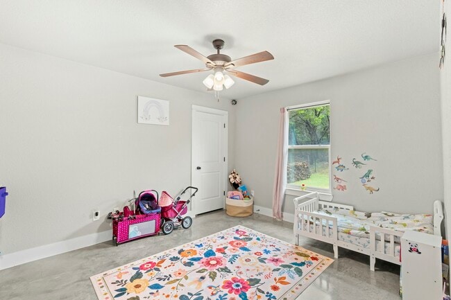 Building Photo - 15765 Salado Dr