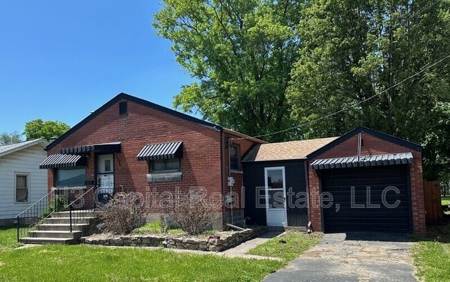 Primary Photo - 211 Niagara St