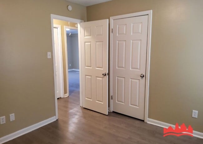 Building Photo - 3902 Ross Rd