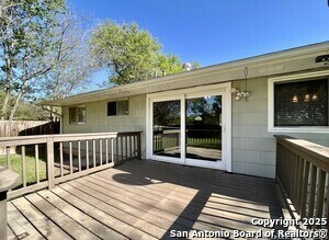 Building Photo - 3223 Leewood Dr