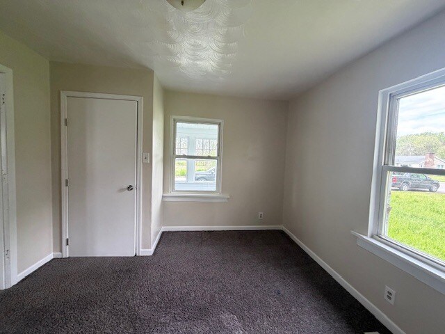 Building Photo - 208 S Bendix Dr