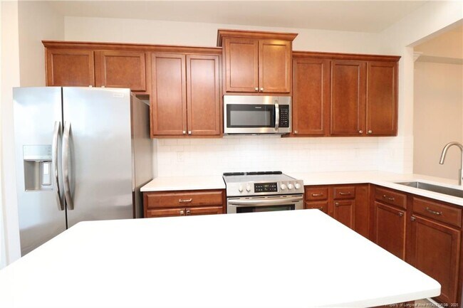 Building Photo - 309 Carthage Ct
