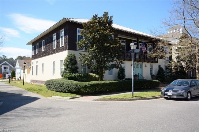 Building Photo - 4635 Pleasant Ave