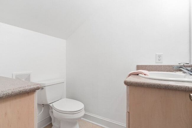 Building Photo - 4166 Old Lazy River Rd