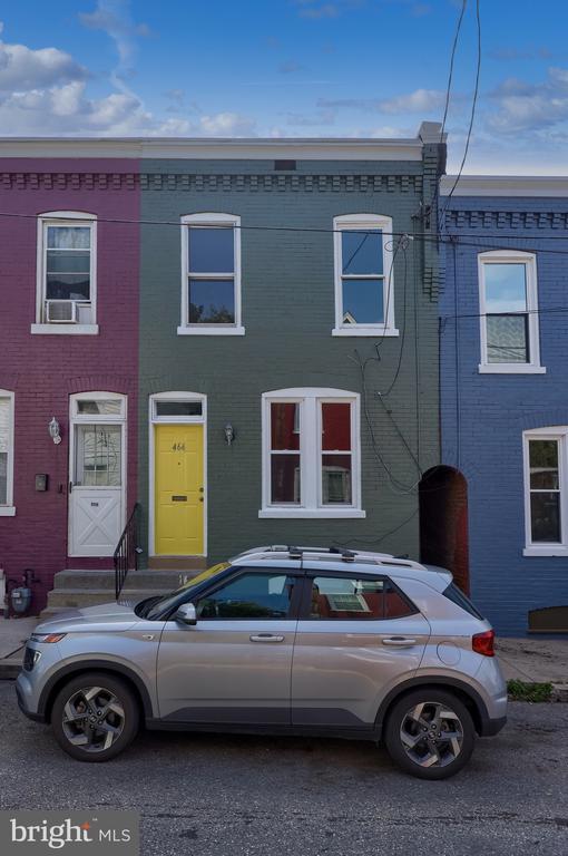 Building Photo - 464 Lafayette St