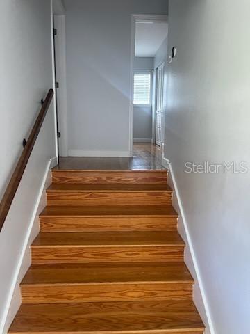 Building Photo - 4420 W Fair Oaks Ave
