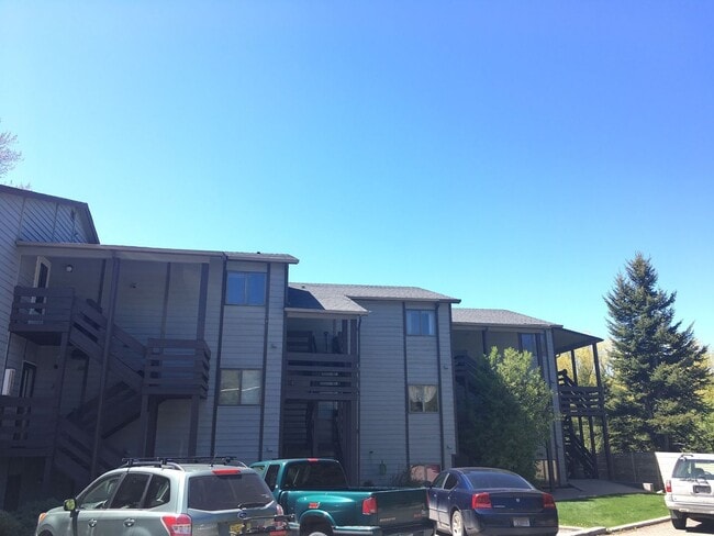 Primary Photo - Balcony overlooks Hyalite Creek