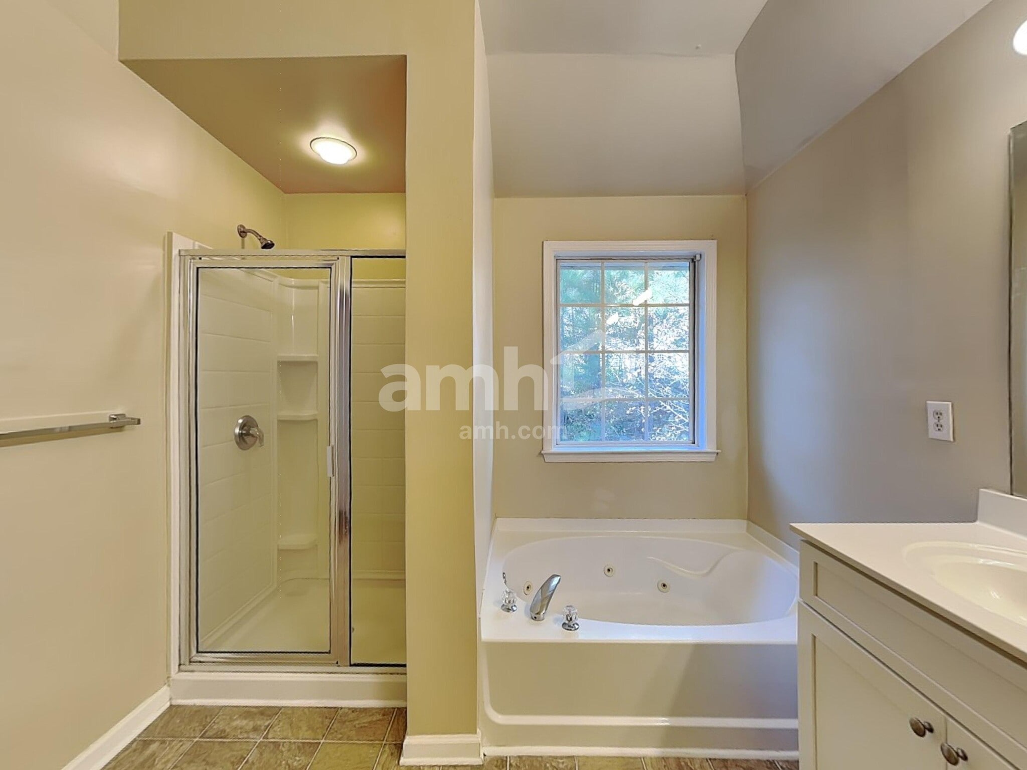 Building Photo - 2673 Blowing Wind Cir