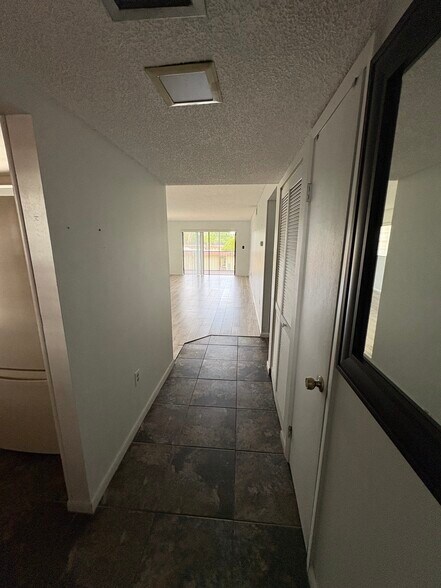 Building Photo - 205 Palmetto Ave