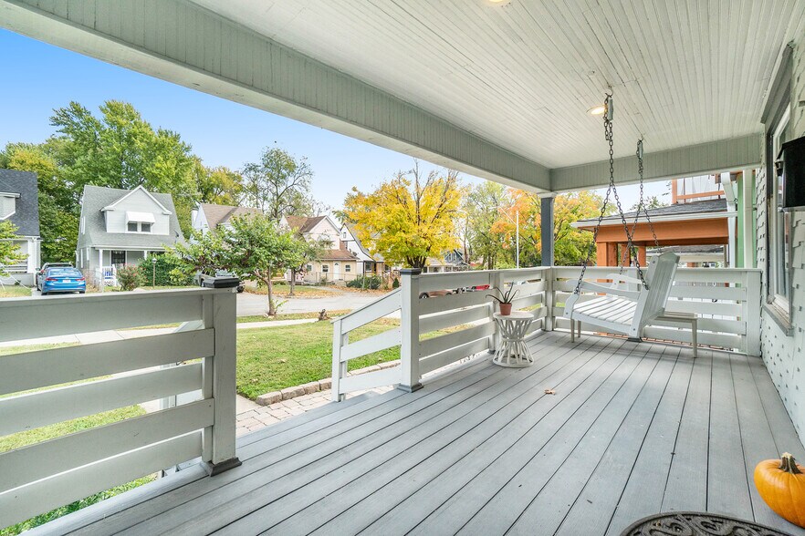 Building Photo - 4512 Tracy Avenue